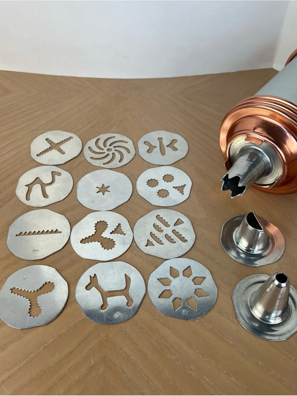 Vintage Mirro aluminum cookie press